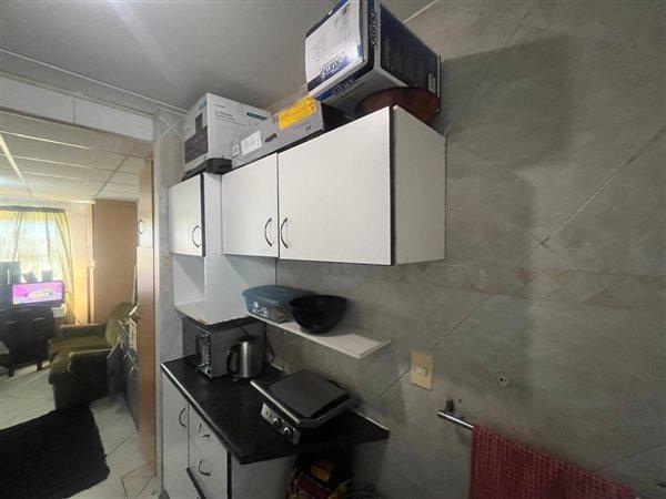 1 Bedroom Property for Sale in Richmond Estate Western Cape